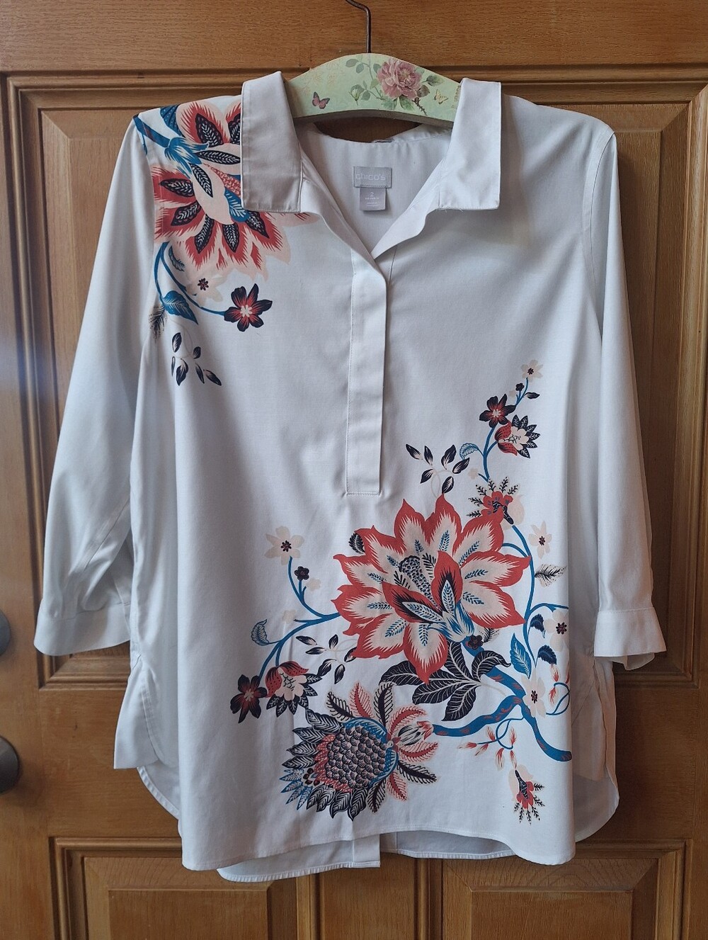 Chico's White Tunic with Coral & Blue Floral Print